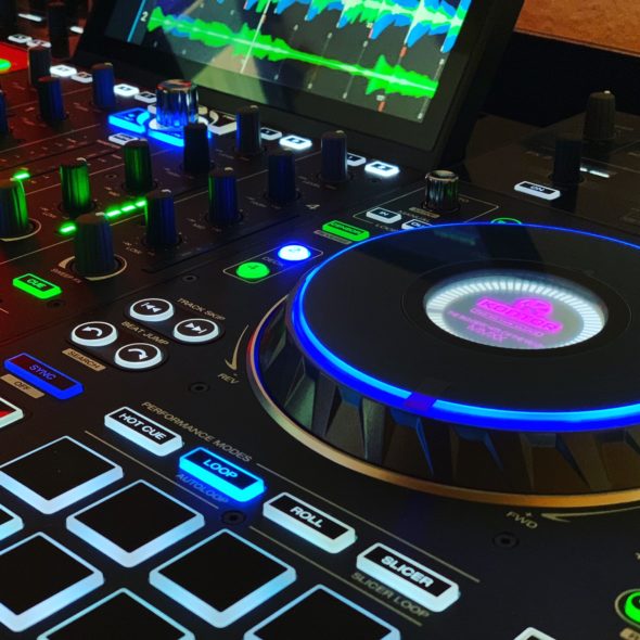 Denon DJ Prime 4