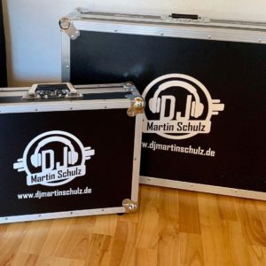 DJ Koffer Branding